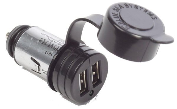 Usb Kaksoispistoke 12 V